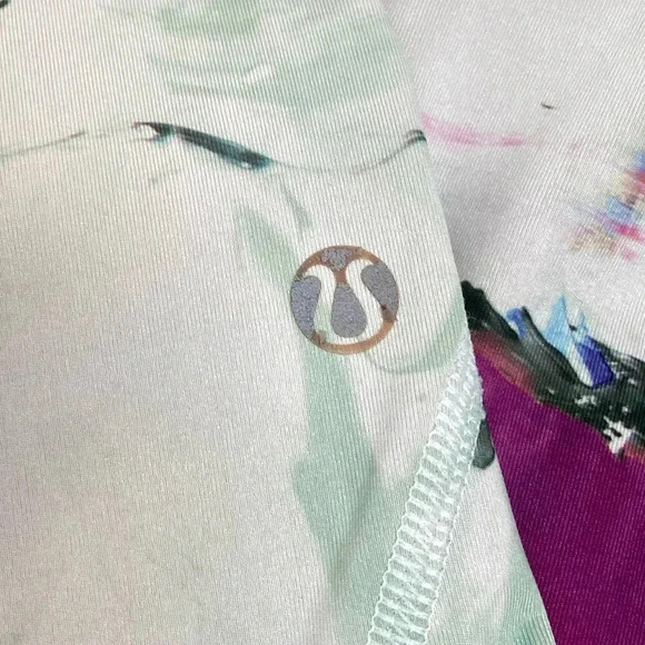 Lululemon Run: Inspire Crop II *All Full-On LuxtremePigment Wave Multi /Black 6 - Picture 7 of 11